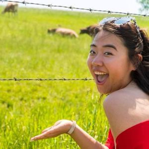 Meet your Posher, Esther